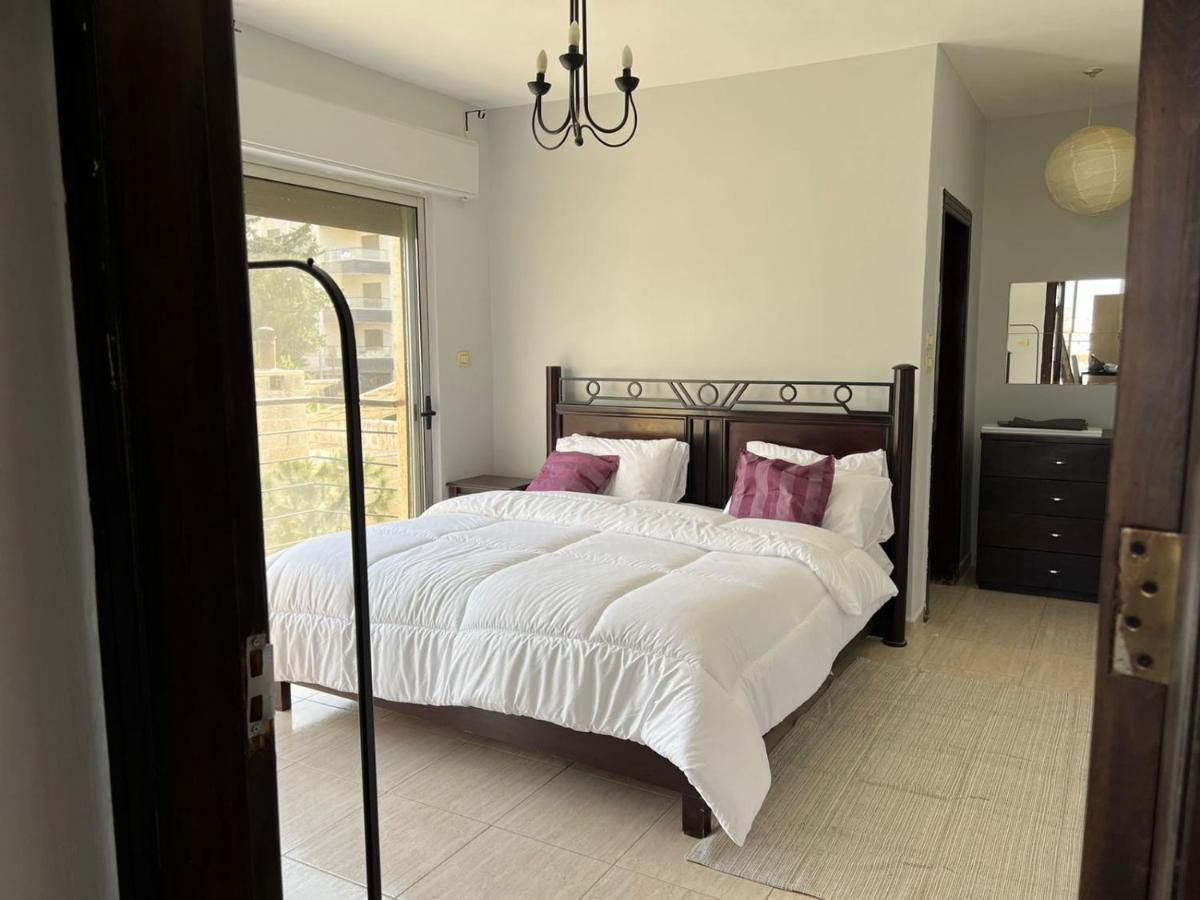 Ronza Elegant Apartment Amman Eksteriør bilde